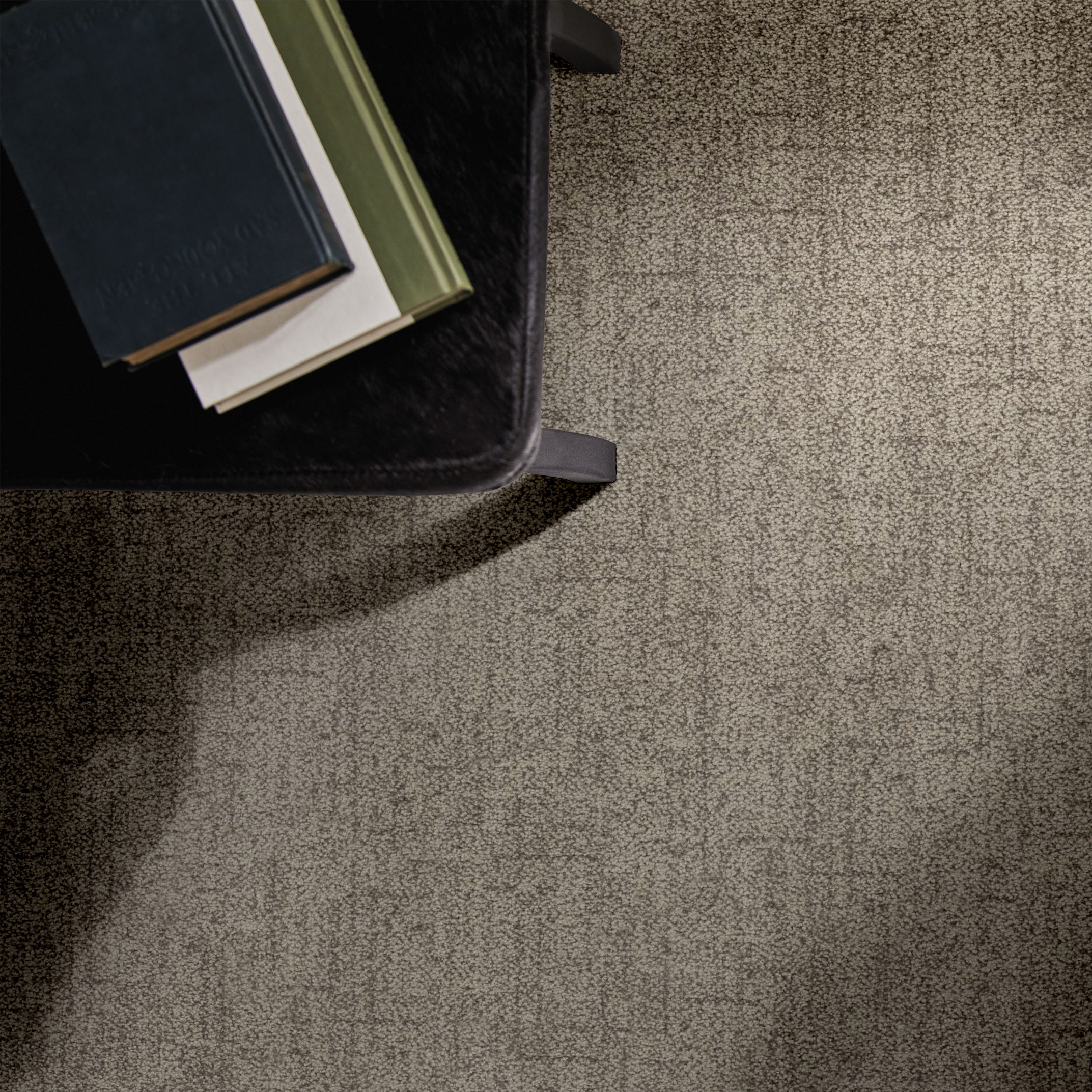 SILHOUETTE TAUPE HAZE ROOM