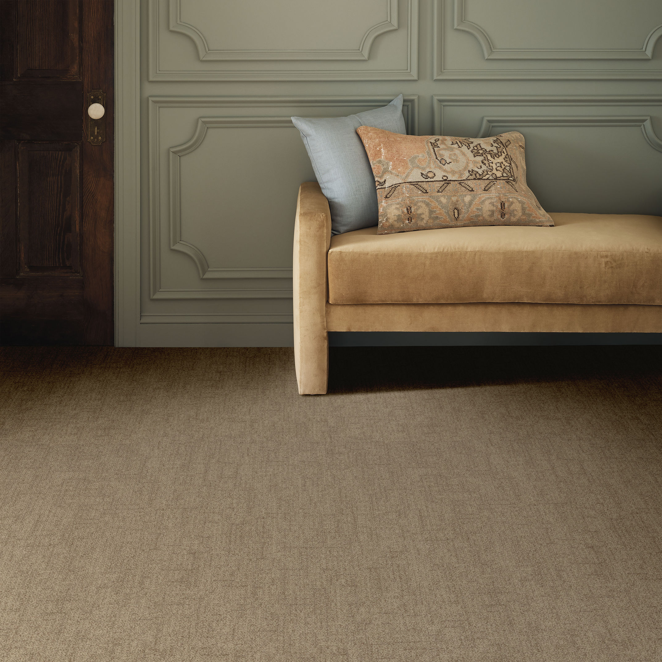 SILHOUETTE CANYON ROOM