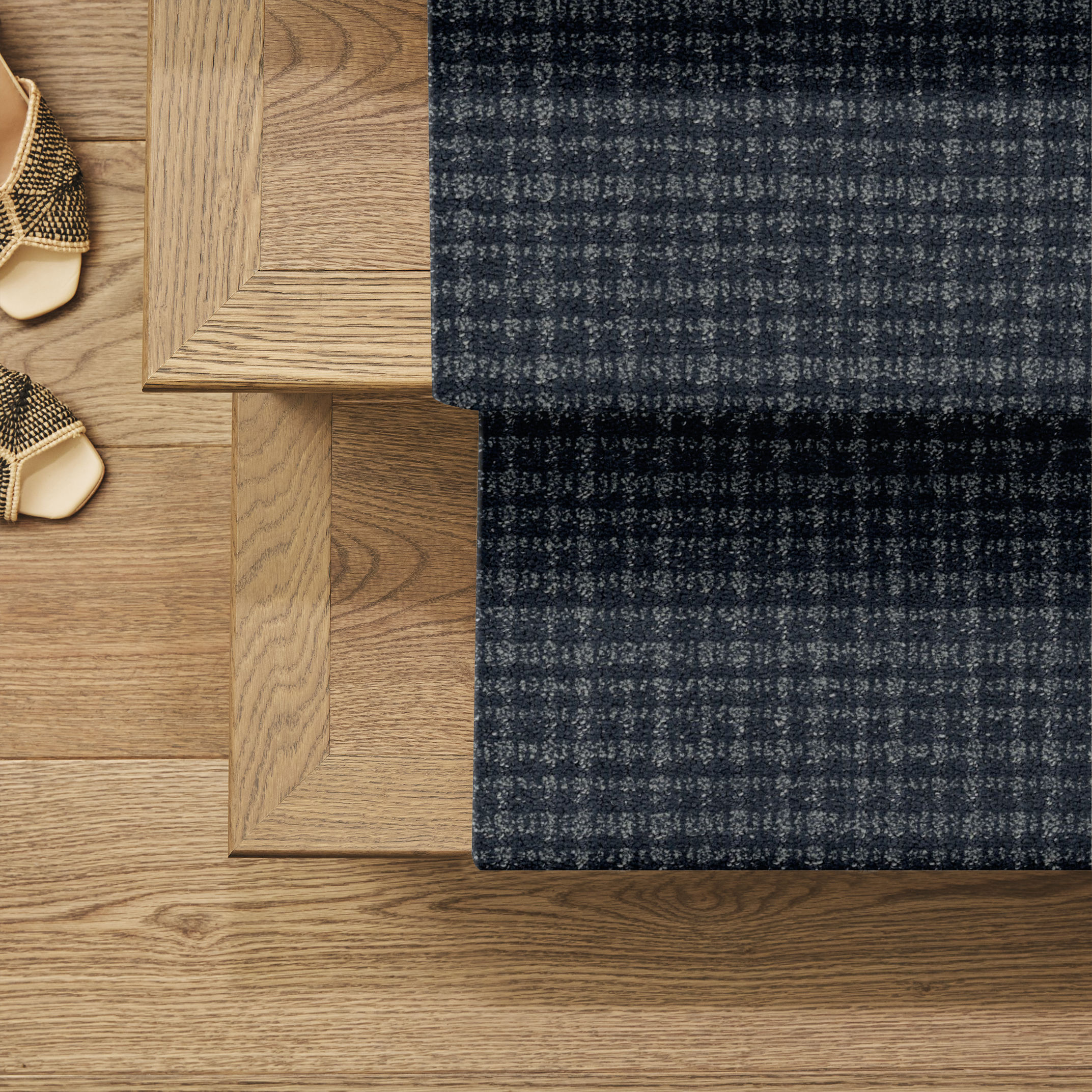 RADIANCE TRUE NAVY ROOM